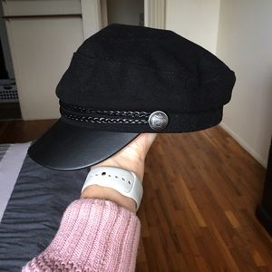 h&m baker boy hat